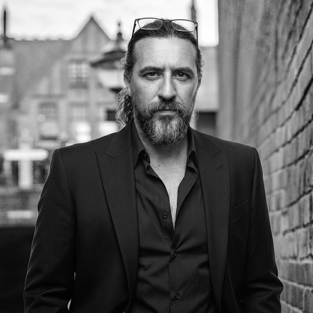 Milos Novakovic — Founder & Editor of Responsive Miracle